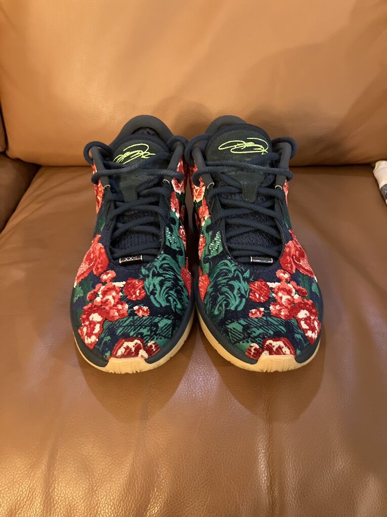 LeBron 21 Grandma's Couch