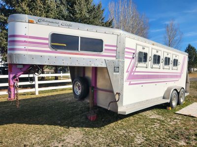Charmac Elite 4 Horse Trailer