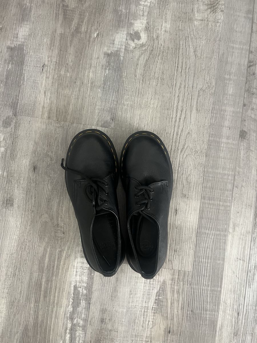 Dr. Martens 1461 Black Leather Lace-Up Oxford Shoes - Men's/Women's size 5