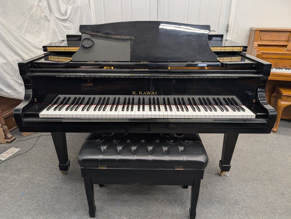 Kawai piano with free delivery!