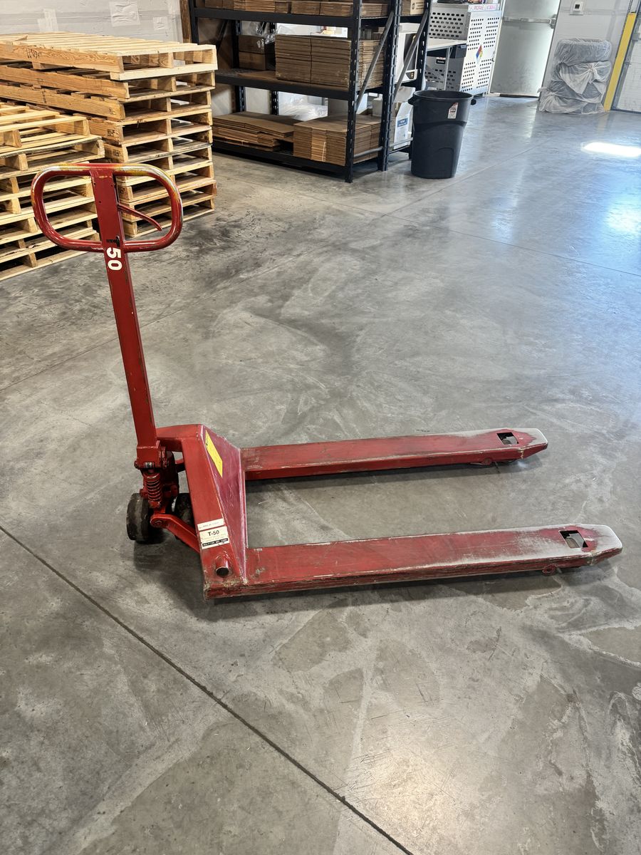 Multiton T-50 5,000 lb Hydraulic Pallet Jack