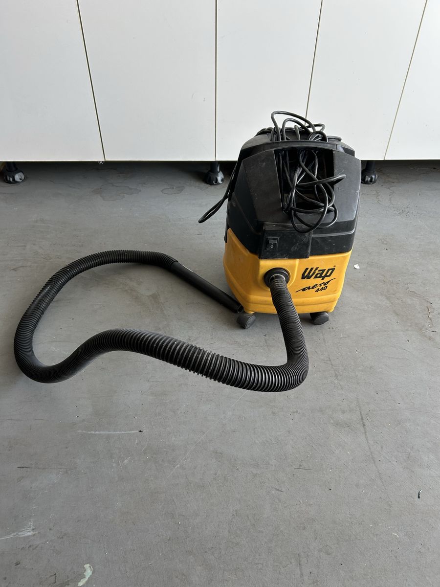 WAP GT 2000 Pro/Auto 20 Wet/Dry Shop Vacuum - Yellow & Black