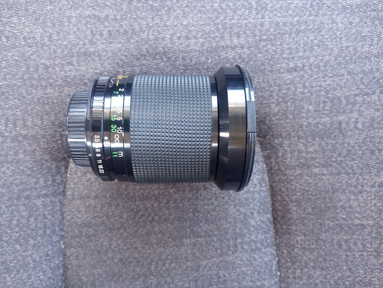 Kalimar MC Auto Zoom Macro 1:3.5-4.5 f=28-105mm Lens, M42 screw mount