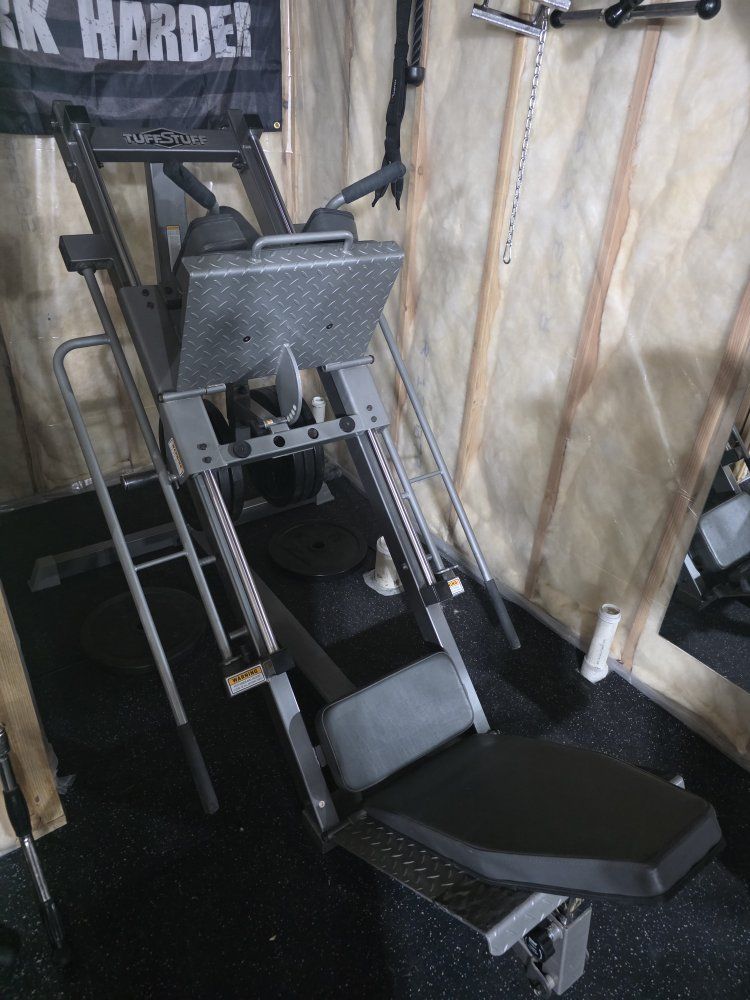 Leg Press Hack Squat
