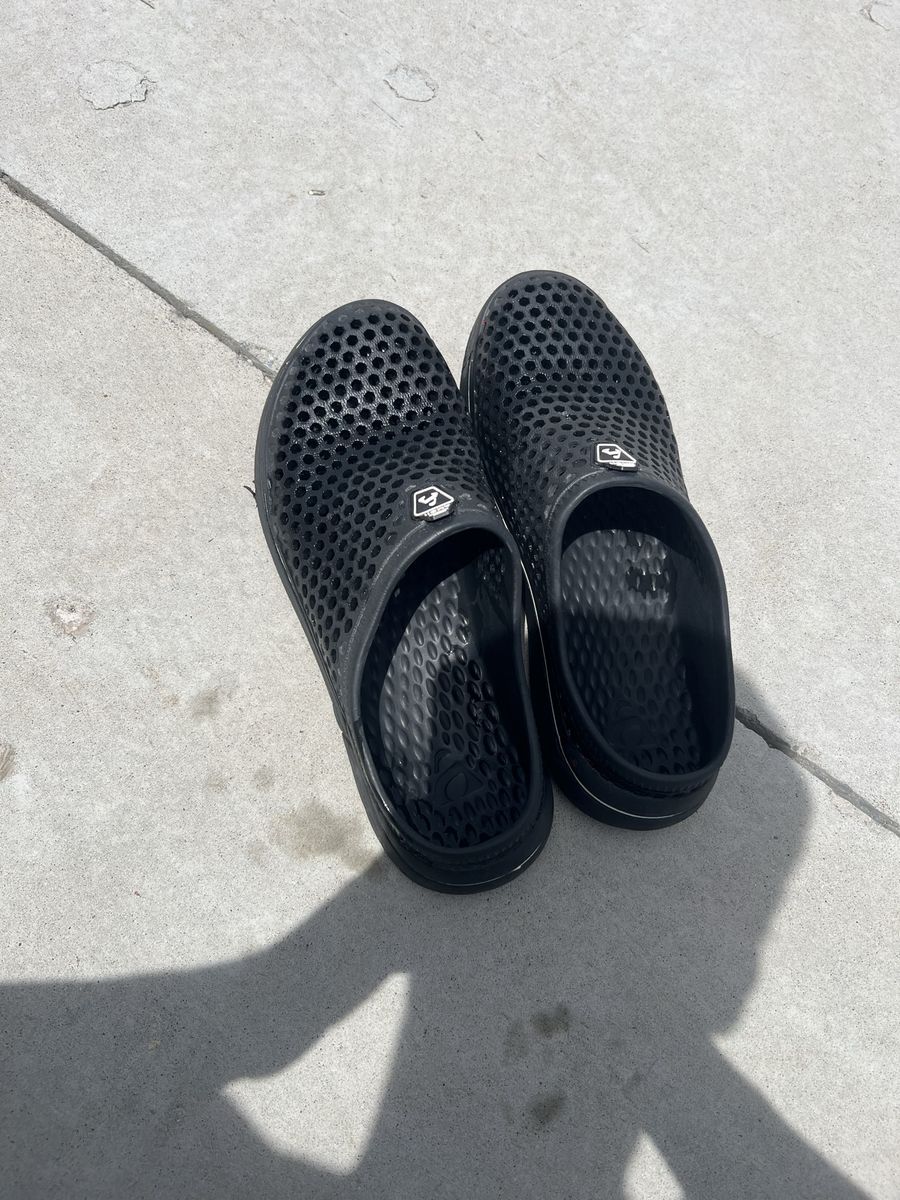 Amoji Unisex Black Perforated Water Shoes / Garden Clogs - Slip-On, Breathable - Size 11
