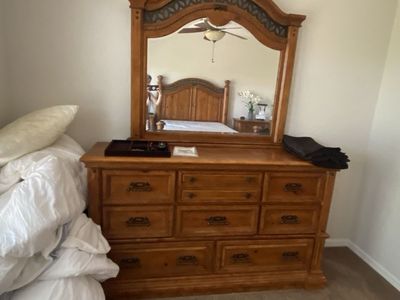 Broyhill bedroom set