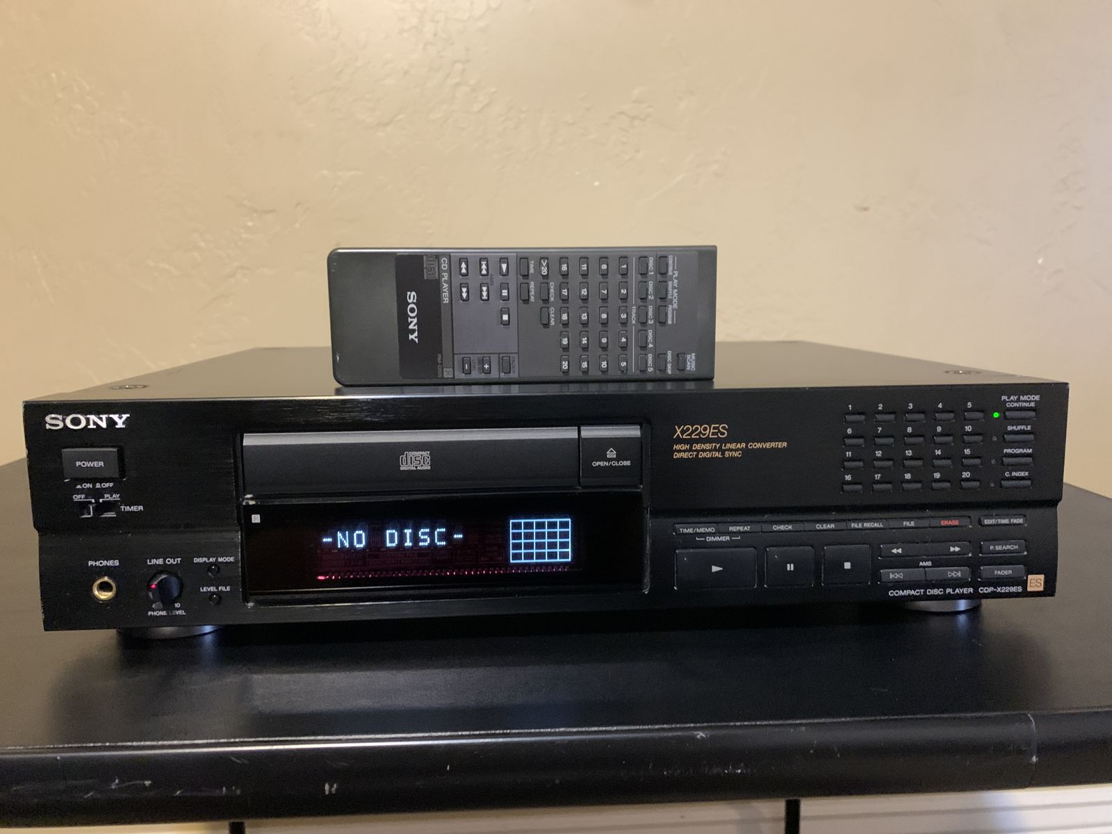 Sony CDP‑X229ES ES‑Series CD Player – With Remote