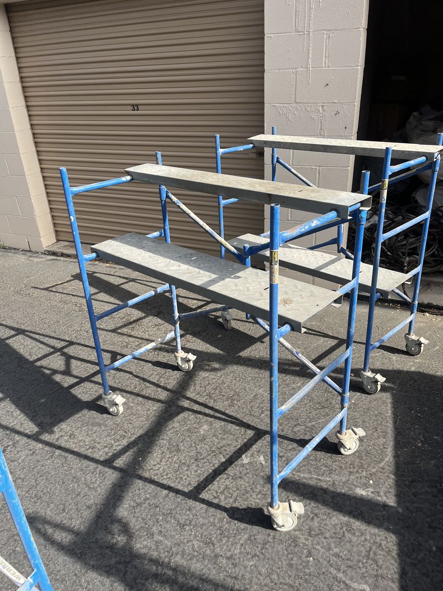 Werner PS-48 Scaffoldingw/planks