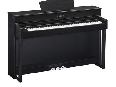 Yamaha Digital Piano Matte Black with Bench