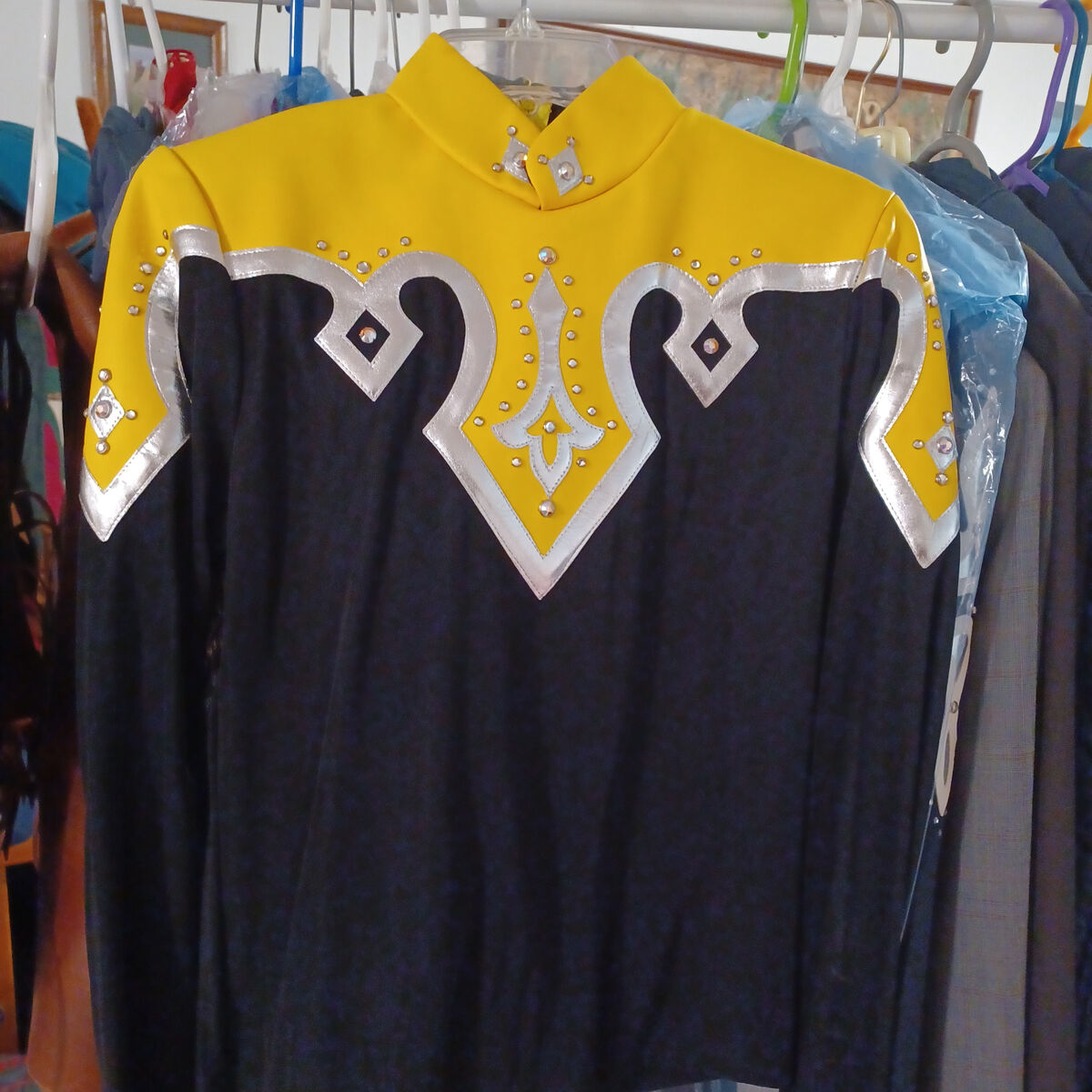 Western Pleasure/Halter/Showmanship Show Shirt by Rod's Western, Size Md-Lrg