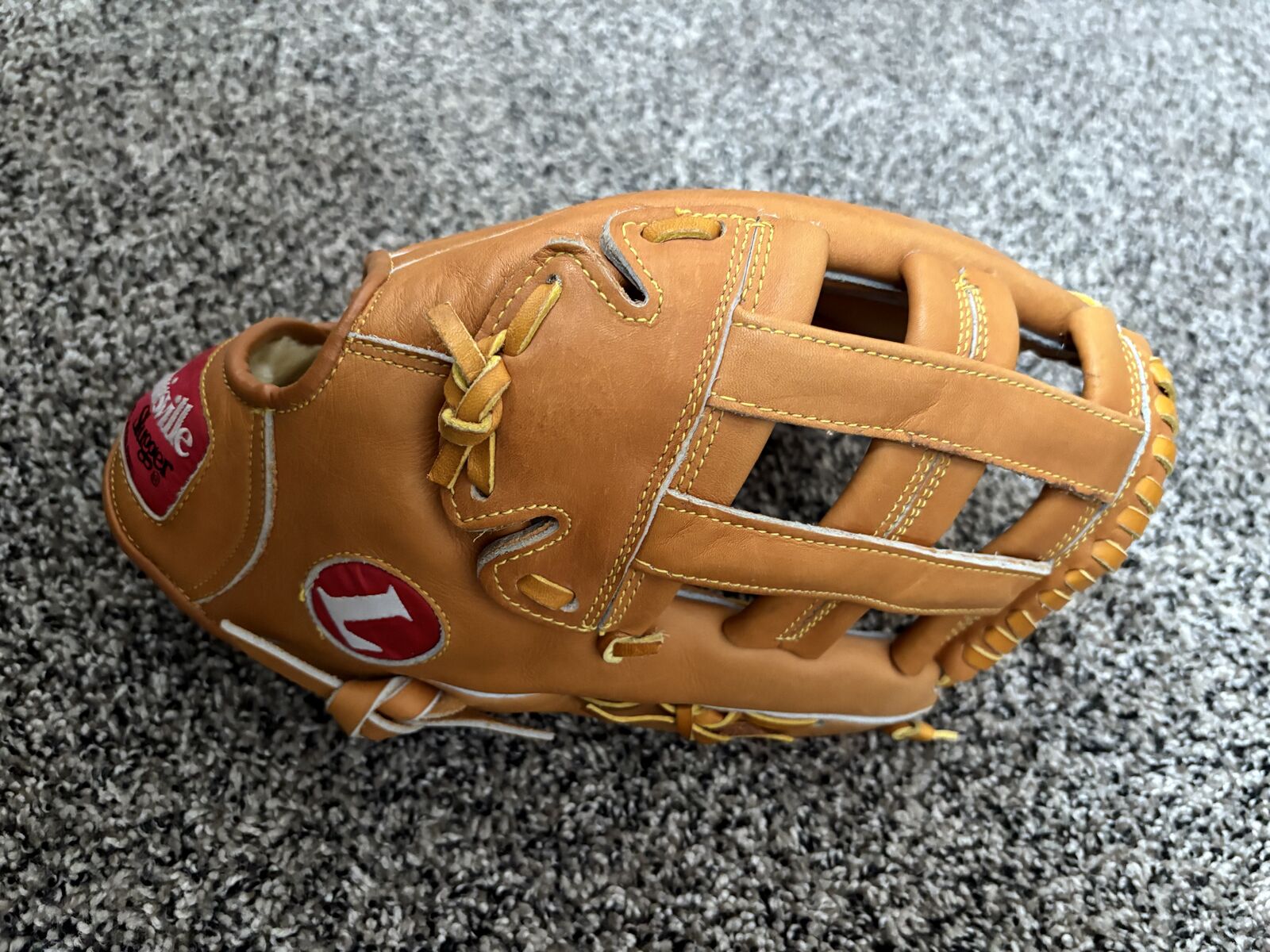 Louisville Slugger Baseball/Softball Glove