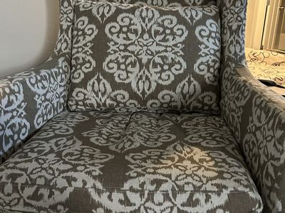 High Quality Arm Chair