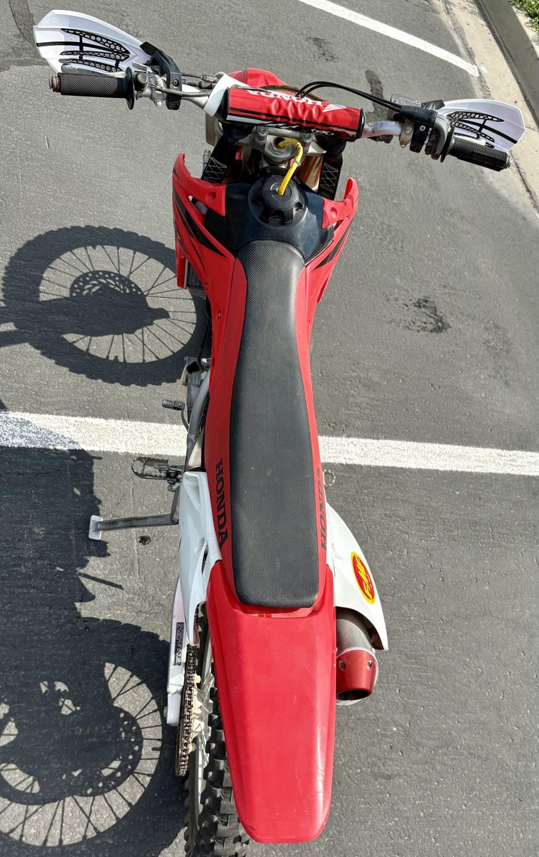 Main image 6