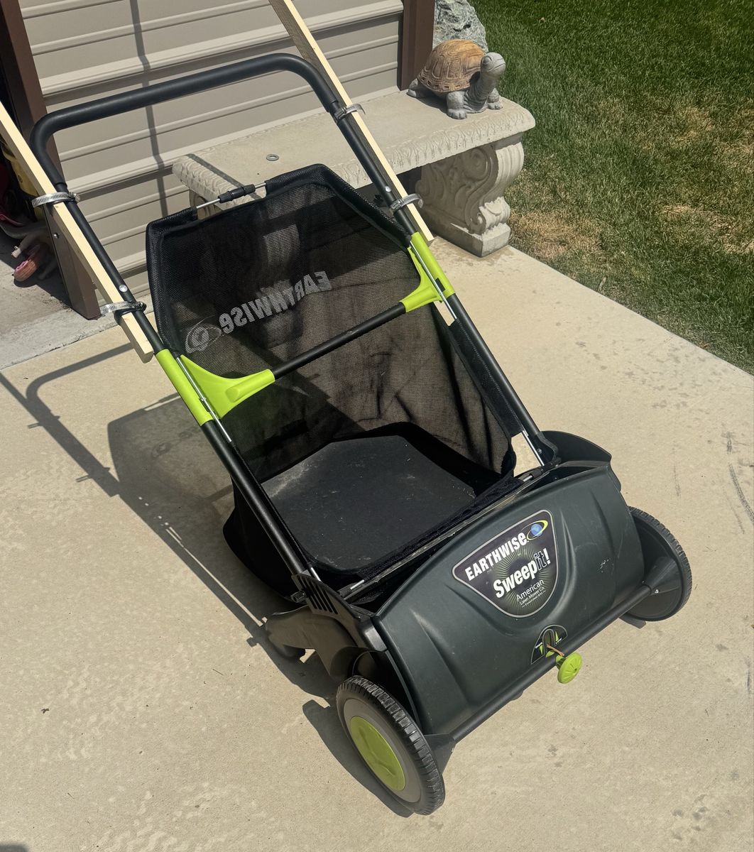 Leaf Sweeper