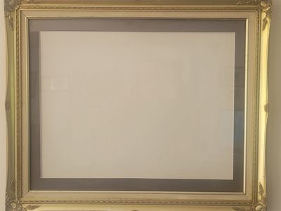Vintange Gold Ornate Wood Ficture Frame