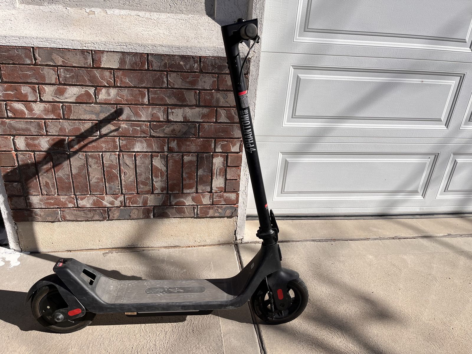 Phantom GoGo A10 Electric Scooter