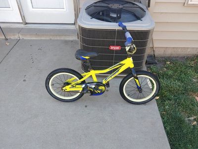 Giant Animator 16" Kids Bike Bicycle
