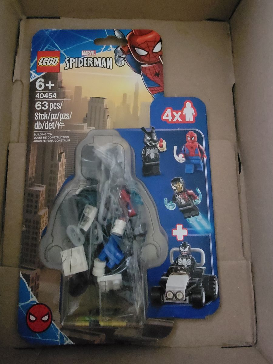 LEGO 40454 Super Heroes: Spider-Man Versus Venom and Iron Venom