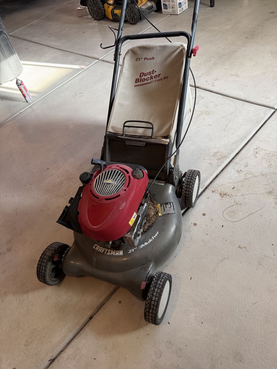 Craftsman 21" Push Mulcher Lawn Mower with Dust Blocker Bag