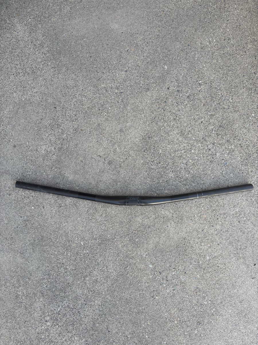 Santa Cruz Carbon handlebar
