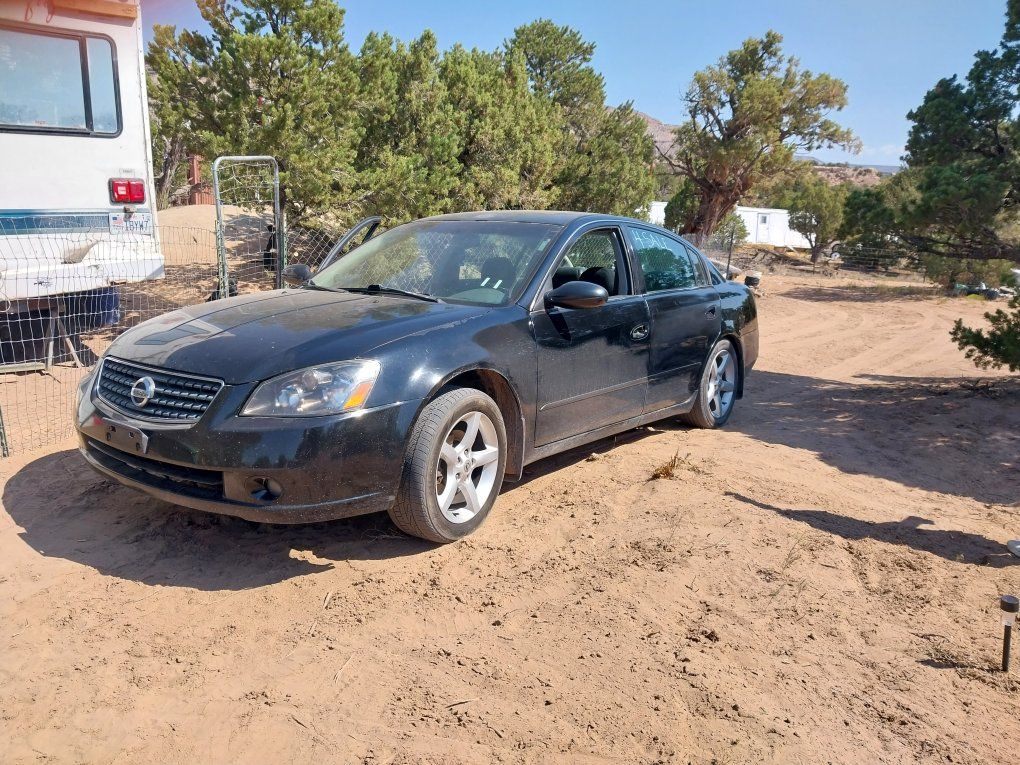 2005 Nissan Altima 3.5L V6 – 190K – Clean Title –$1200.00