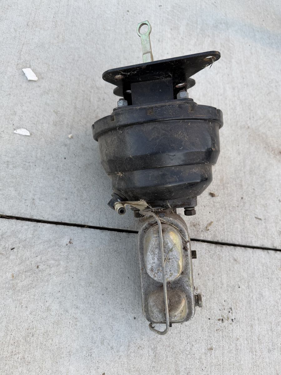 1969 Mustang Brake Booster and Master Cylinder Assembly