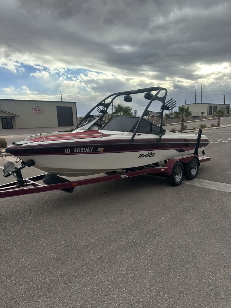 1991 Malibu Mystere 215lx