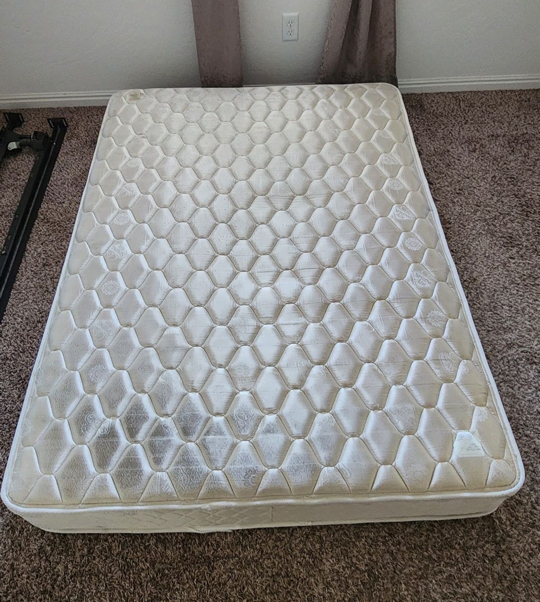 Full Size Mattress