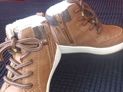 Toddler boots wool lined brown teddy bear on tongue size 6