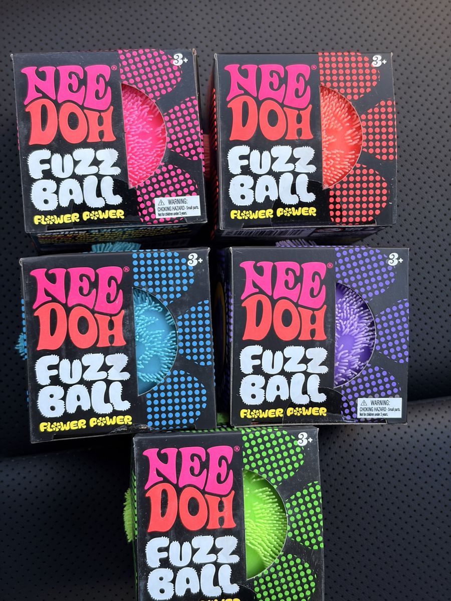 Needoh Fuzz Ball Flower Power 