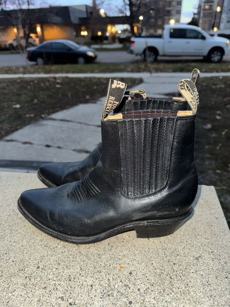 Potro Rebelde Men's Botines Black Boots. Size 9