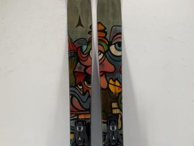 2026 Atomic Bent 110 w/ Atomic Strive 11 Demo Bindings