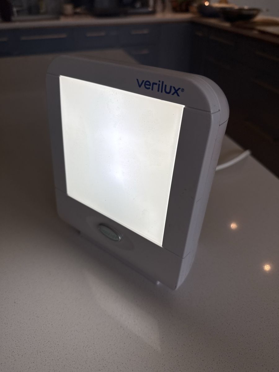 Verilux HappyLight Model VT10 Therapy Lamp White Used