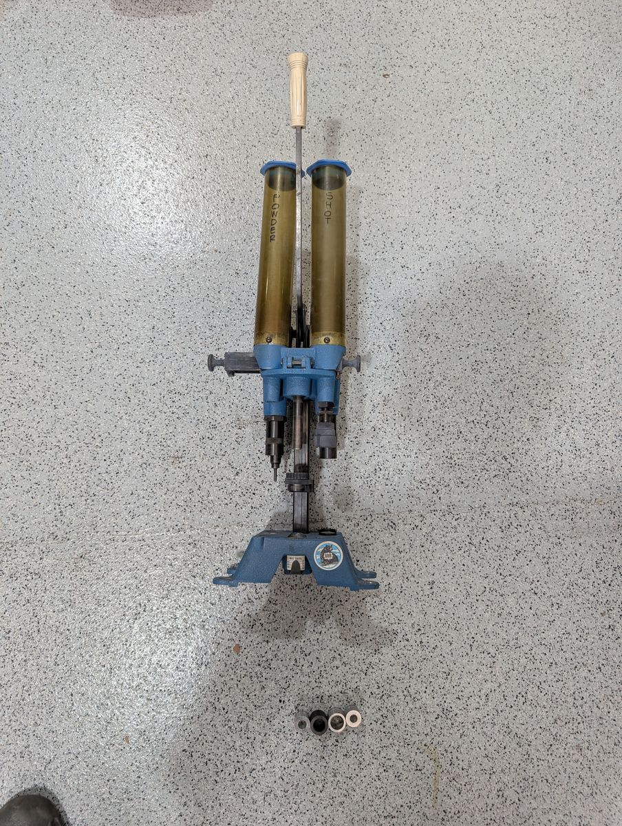Bair 12 Guage shotgun reloading press