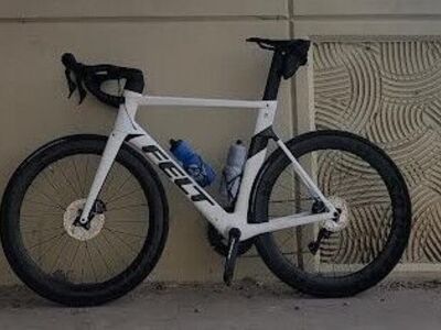 Felt AR Road bike