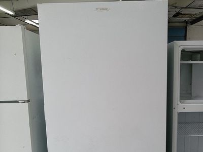 21 cf Manual Defrost Freezer~90 Day Guarantee