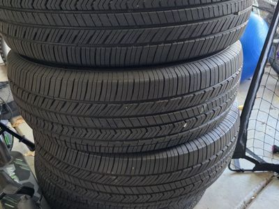4 Yokohama 265/60r20 112h tires
