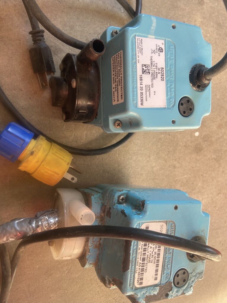 2 Little Giant Submersible Recirculating Pumps