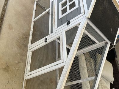Small chicken coop