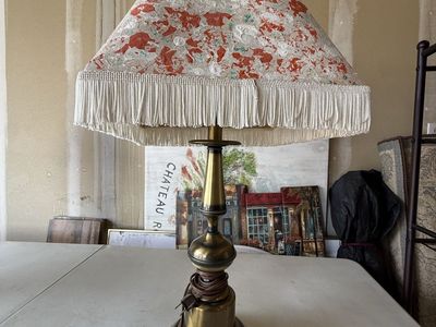Vintage True Retro Brass Table Lamp with Ornate Fringe Pattern Shade
