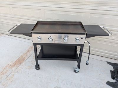 Gas Flat Grill, 4-burner