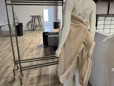 Female Full Body Mannequin, Realistic Dress Form Display Mannequin's with Metal Base