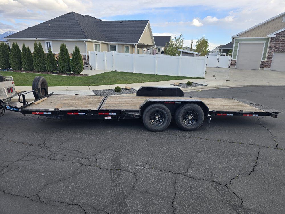 2024 Teton 14k Max 22' tilt deck