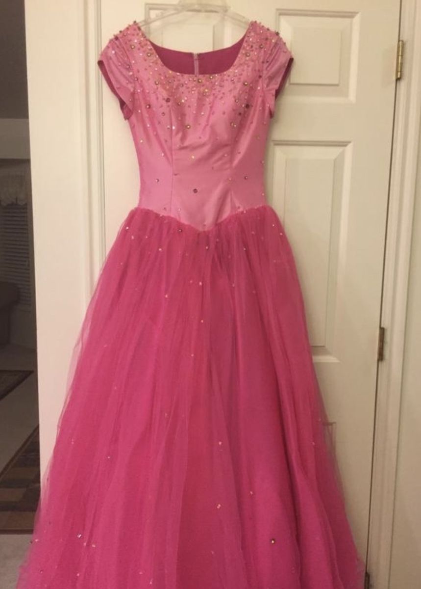 * Beautiful Dance Dress *