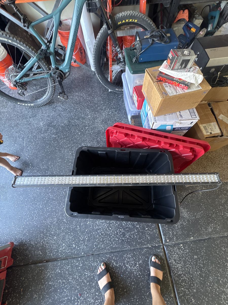 52” LED Light Bar with mounting brackets