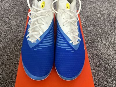 Brand New Size 10 1/2 Phantom Nike Cleats