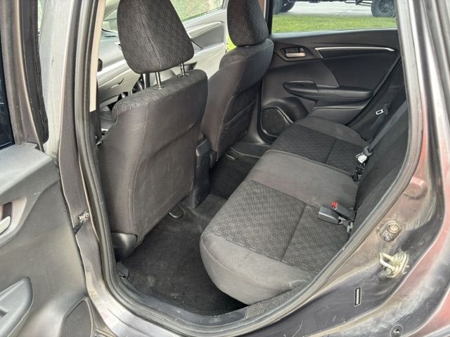 Main image 6