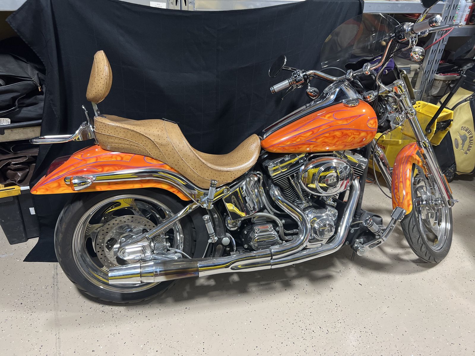 2001 Harley Davidson - FXSTDI - Soft Tail Deuce - Counts Custom Paint