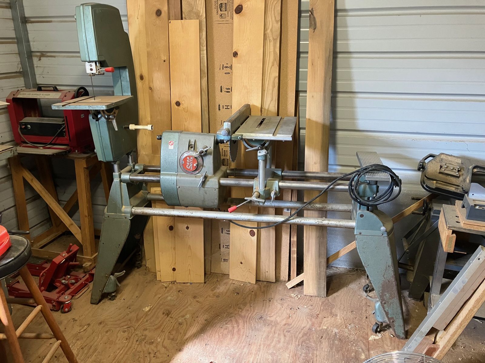 Older model Mark 5 Shopsmith in good condition.