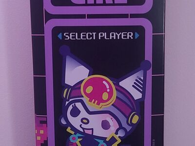 Hello Kitty x Girl skateboard